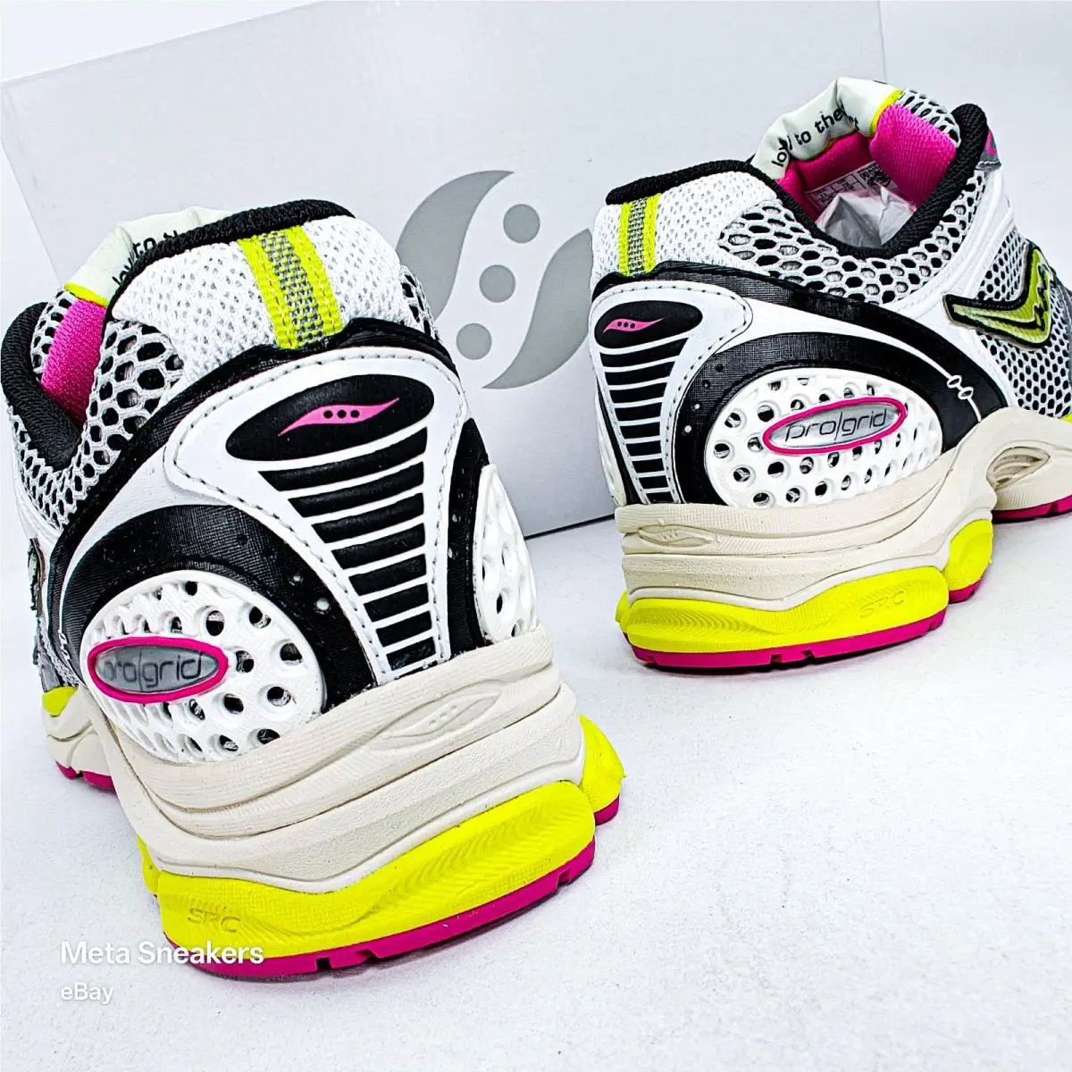 Saucony shoes - Saucony ProGrid 4 - ProGrid - S70704-14 - White 7