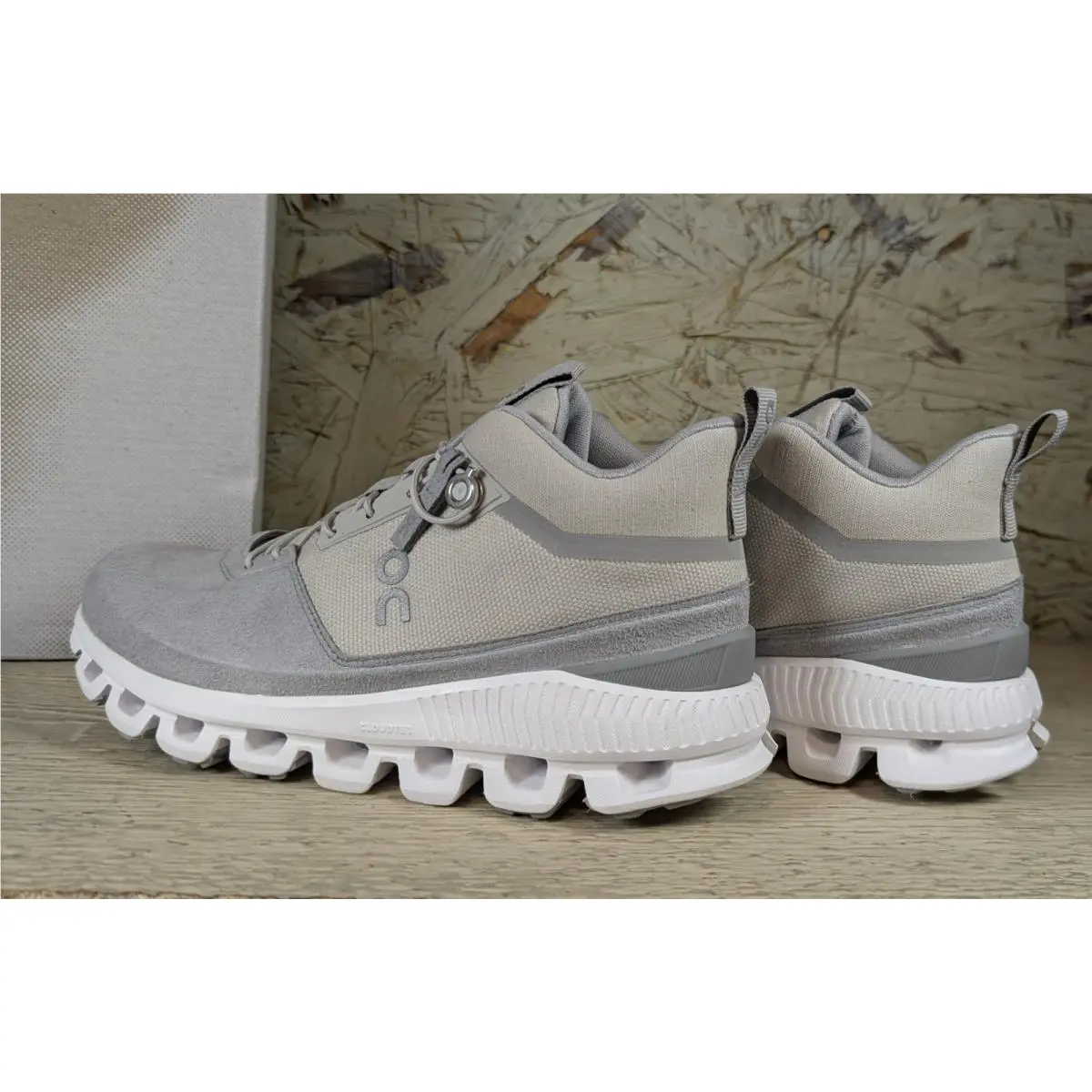 On-Running shoes - Cloud - Cloud - 45-62420 - Gray 8