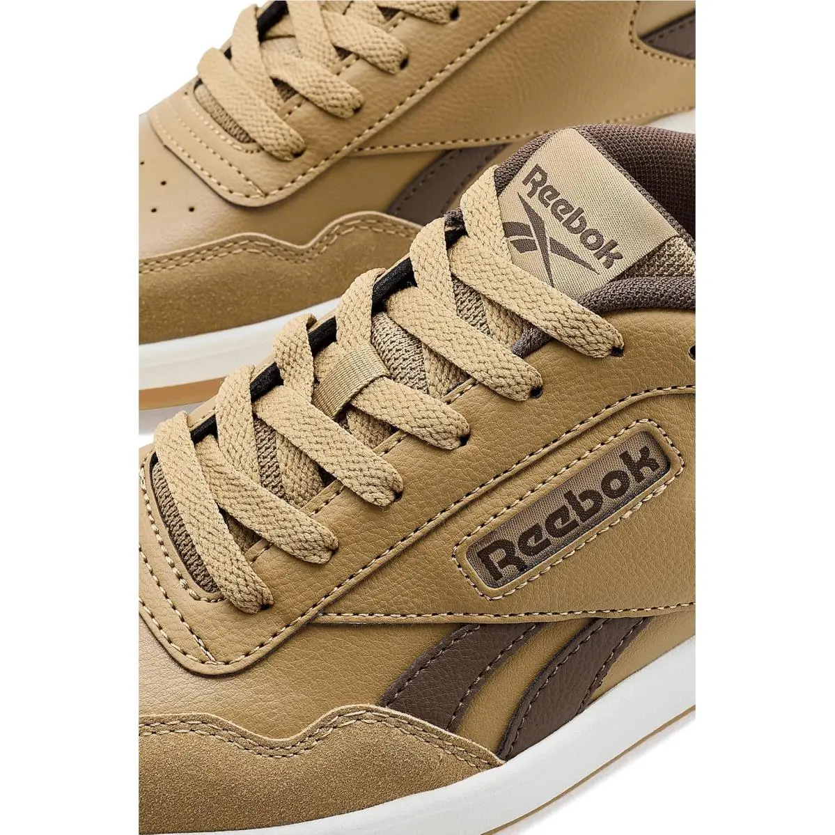 Reebok shoes - Chalk/Simple Grey/Gum 18