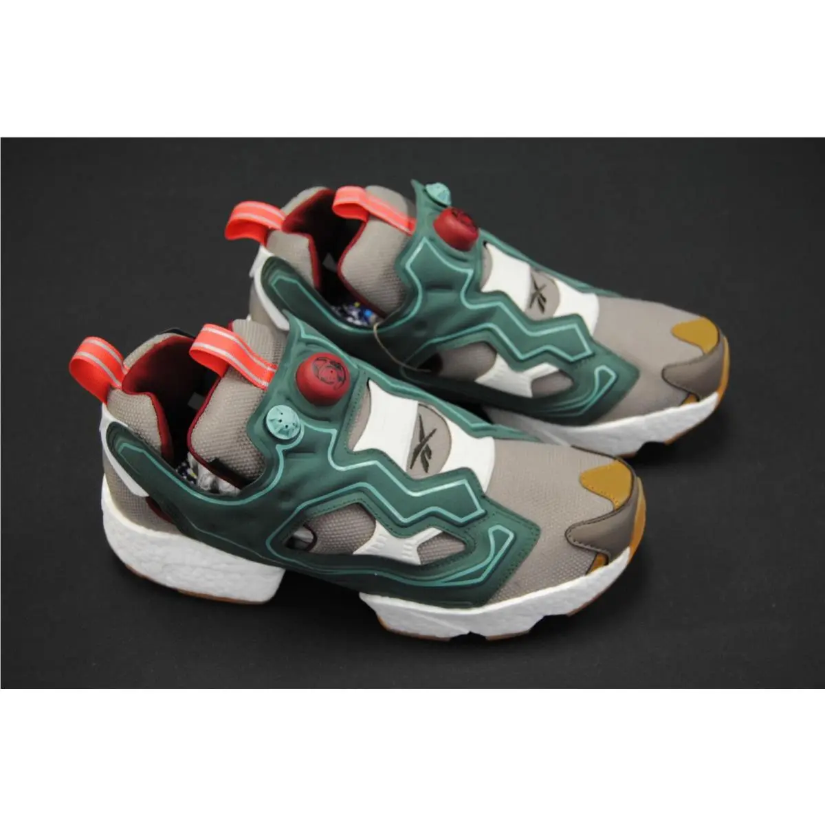 GZ5363 Men`s Reebok X Bbc Instapump Fury Boost Green Grey Red BC3