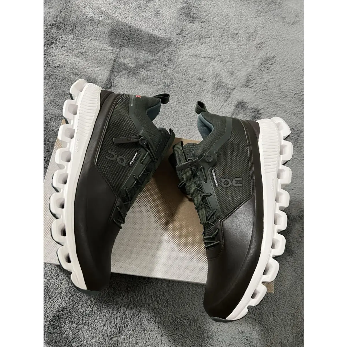ON Running Cloud HI Waterproof Women`s Shoes - Size: Women W9-FIR/UMBER