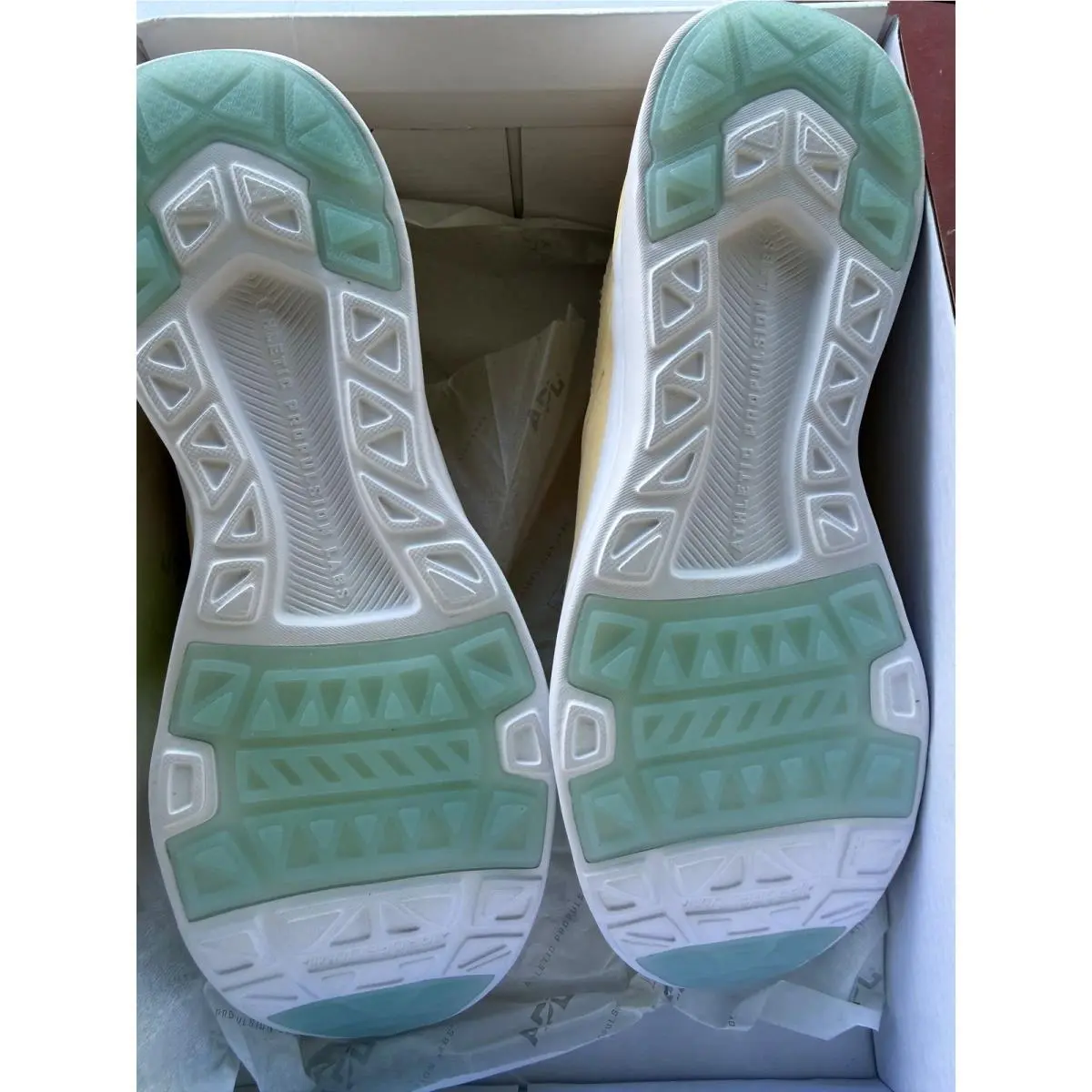 On-Running shoes - TechLoom Bliss - TechLoom Bliss - Yellow 4