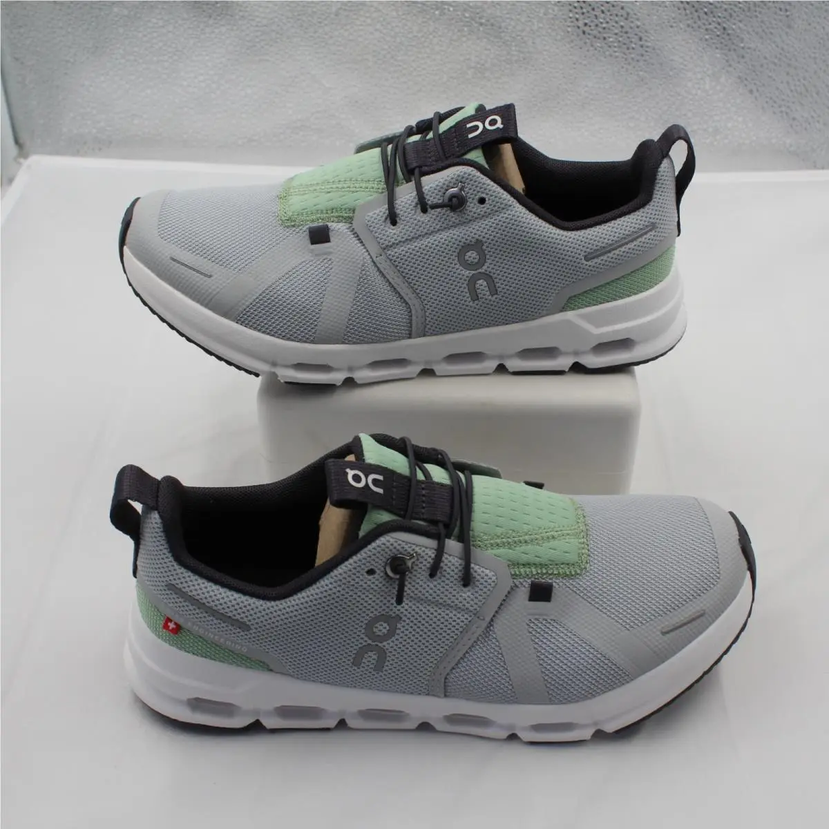 On Running Cloud Sky Kids Glacier Sage 4.5Y Women`s 6 3YD11442594