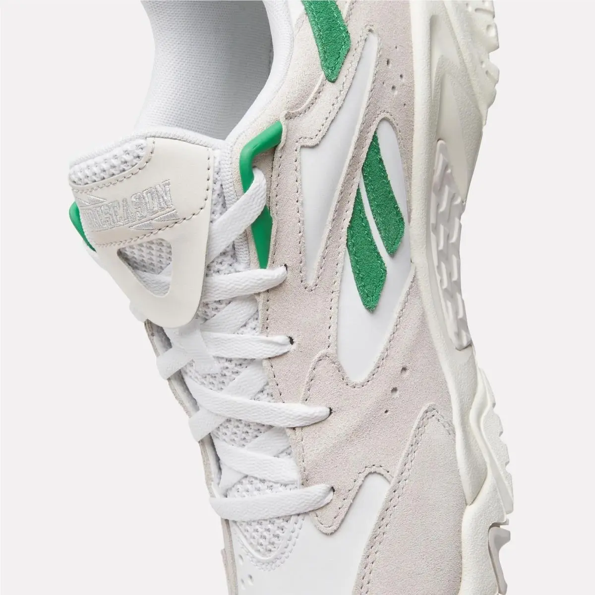 Reebok shoes - Luxe Grey/Chalk/Glen Green 3