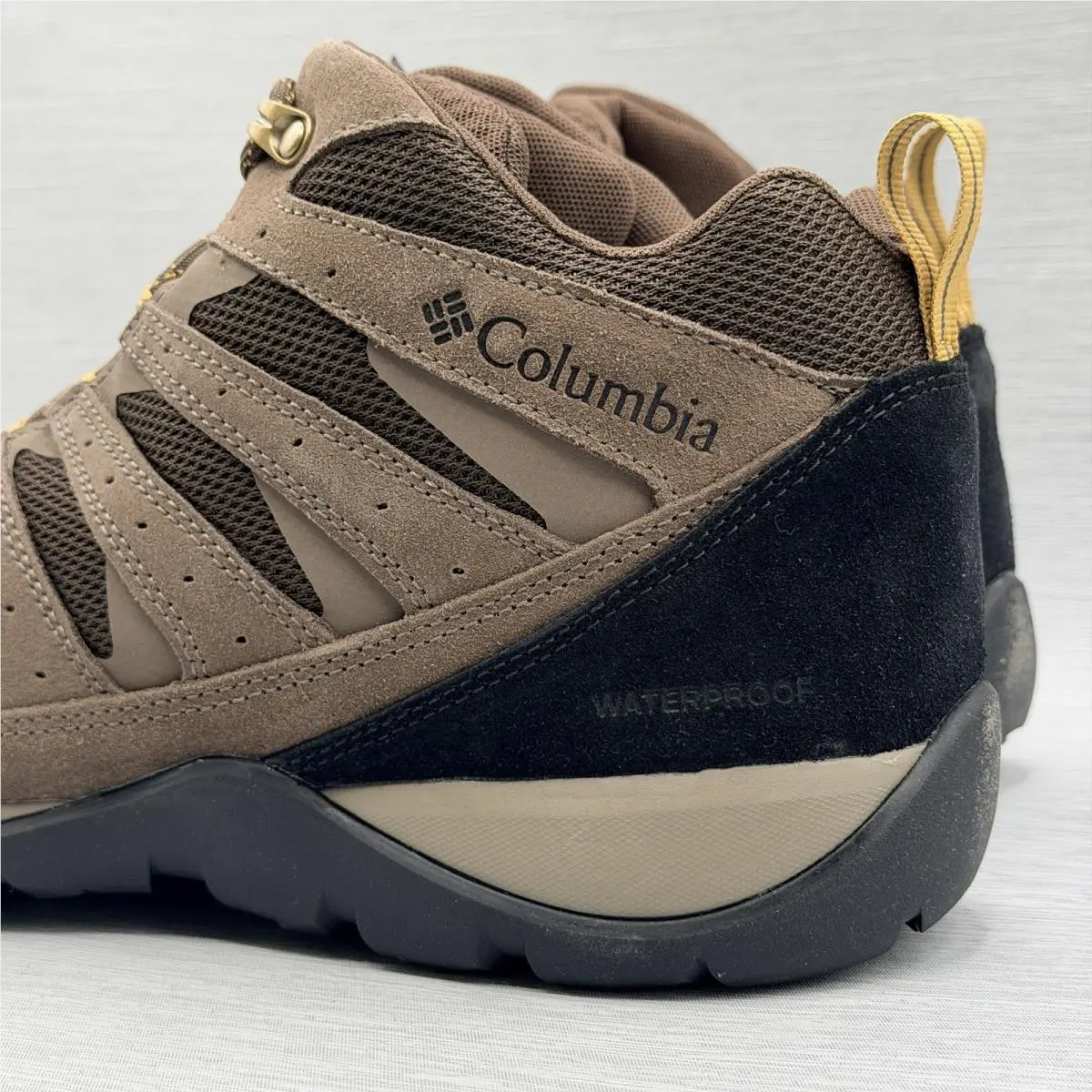 Columbia shoes - Columbia Redmond V2 - Redmond - BM0833 - Brown 1