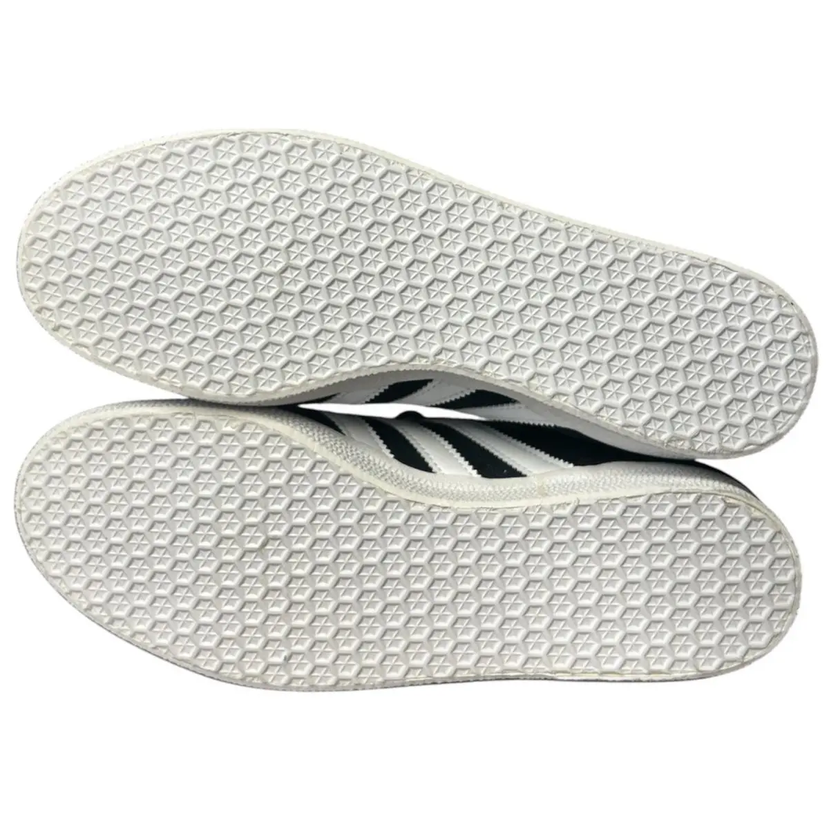 Adidas shoes - adidas Originals Gazelle - Originals Gazelle - Black / White 3