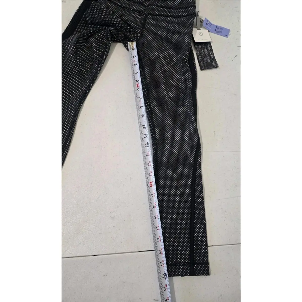 Lululemon clothing - Black 9