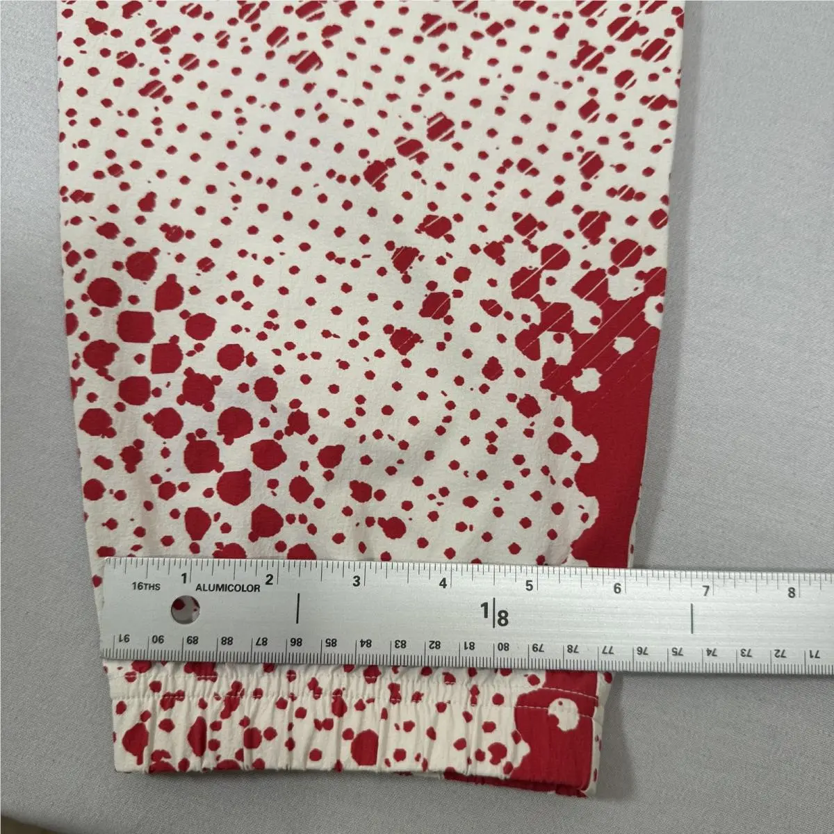 Lululemon clothing - Red 5
