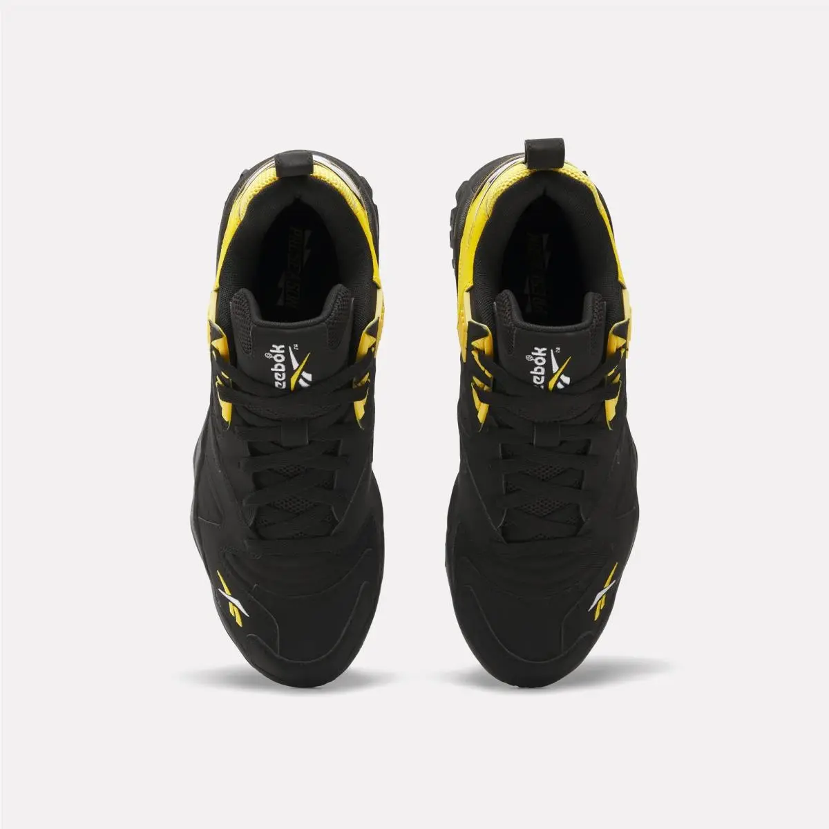 Reebok shoes - Black/Black/White 18