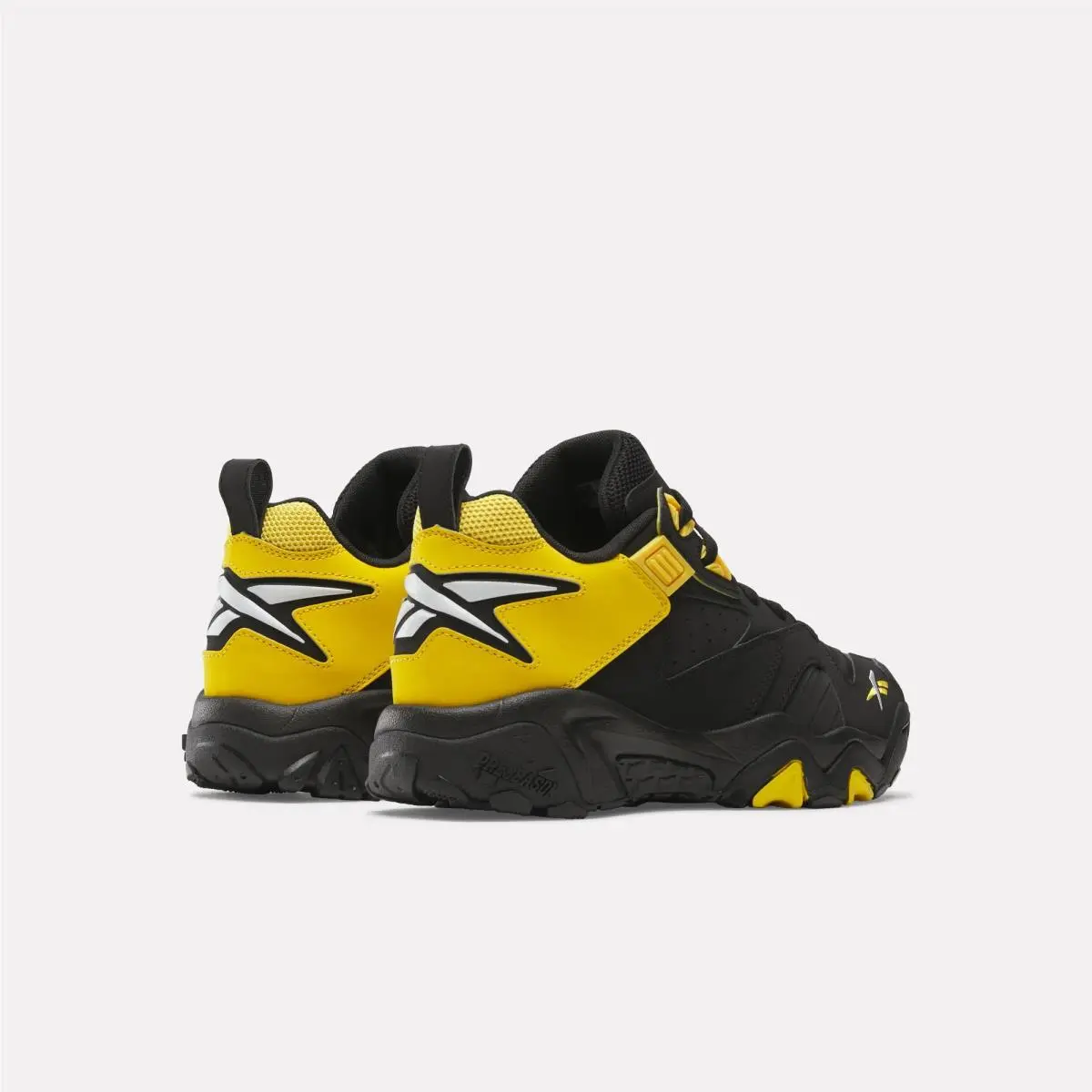 Reebok shoes - Black/Black/White 19