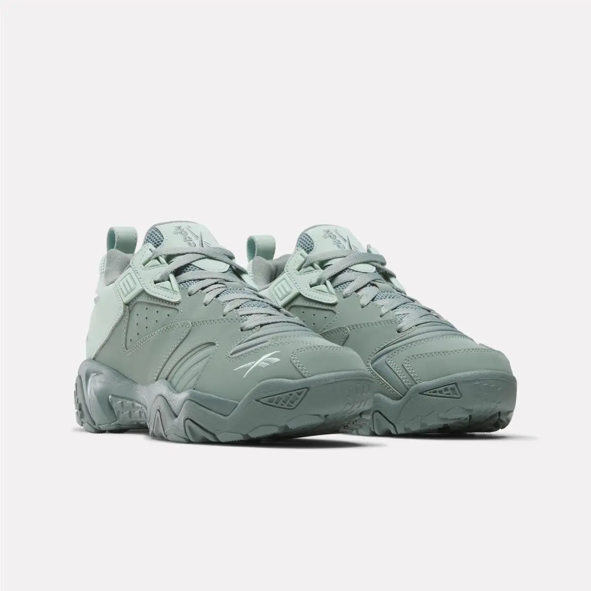 Reebok shoes - Black/Black/White 26