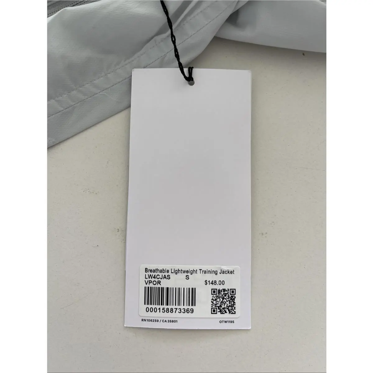 Lululemon clothing - White 2