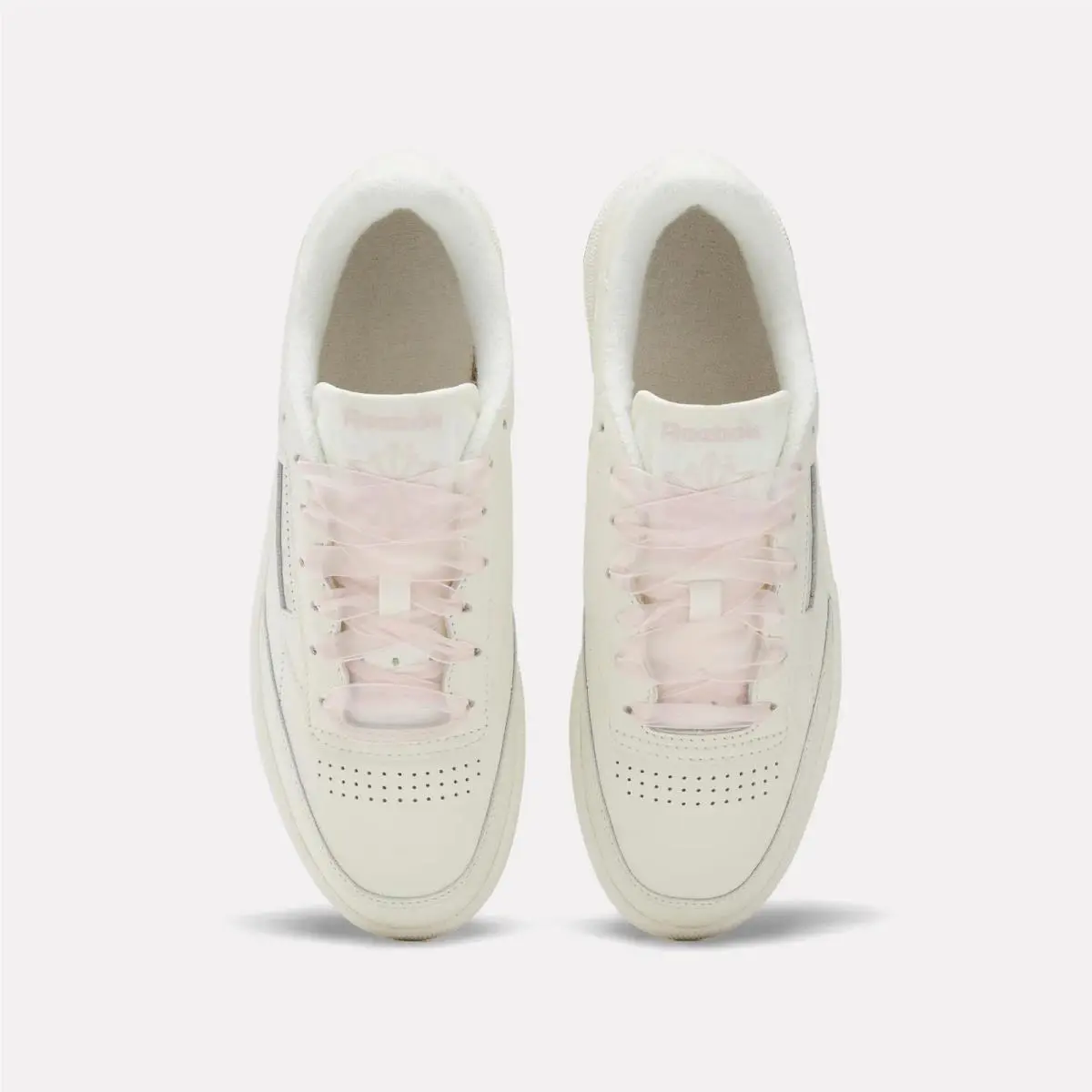 Reebok shoes - CHALK/ELEMENTALPINK/GUM 6