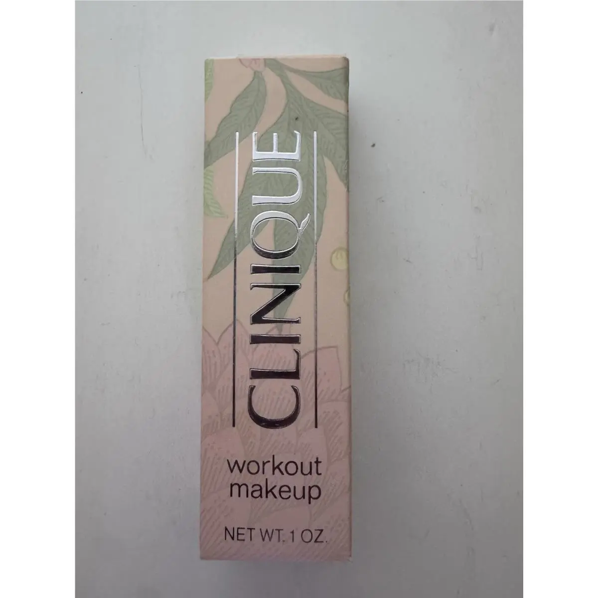 Clinique Workout Makeup All Day Wear 04 Bisque 1oz All Skin Types Old Stock