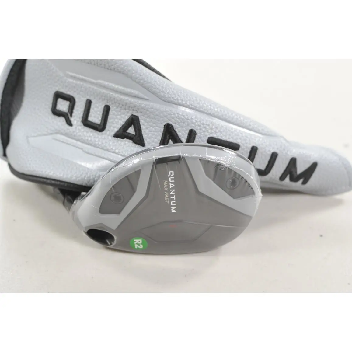 Callaway Quantum Max Fast 6-28 Hybrid Senior Flex Vanquish R2 Graphite 222004