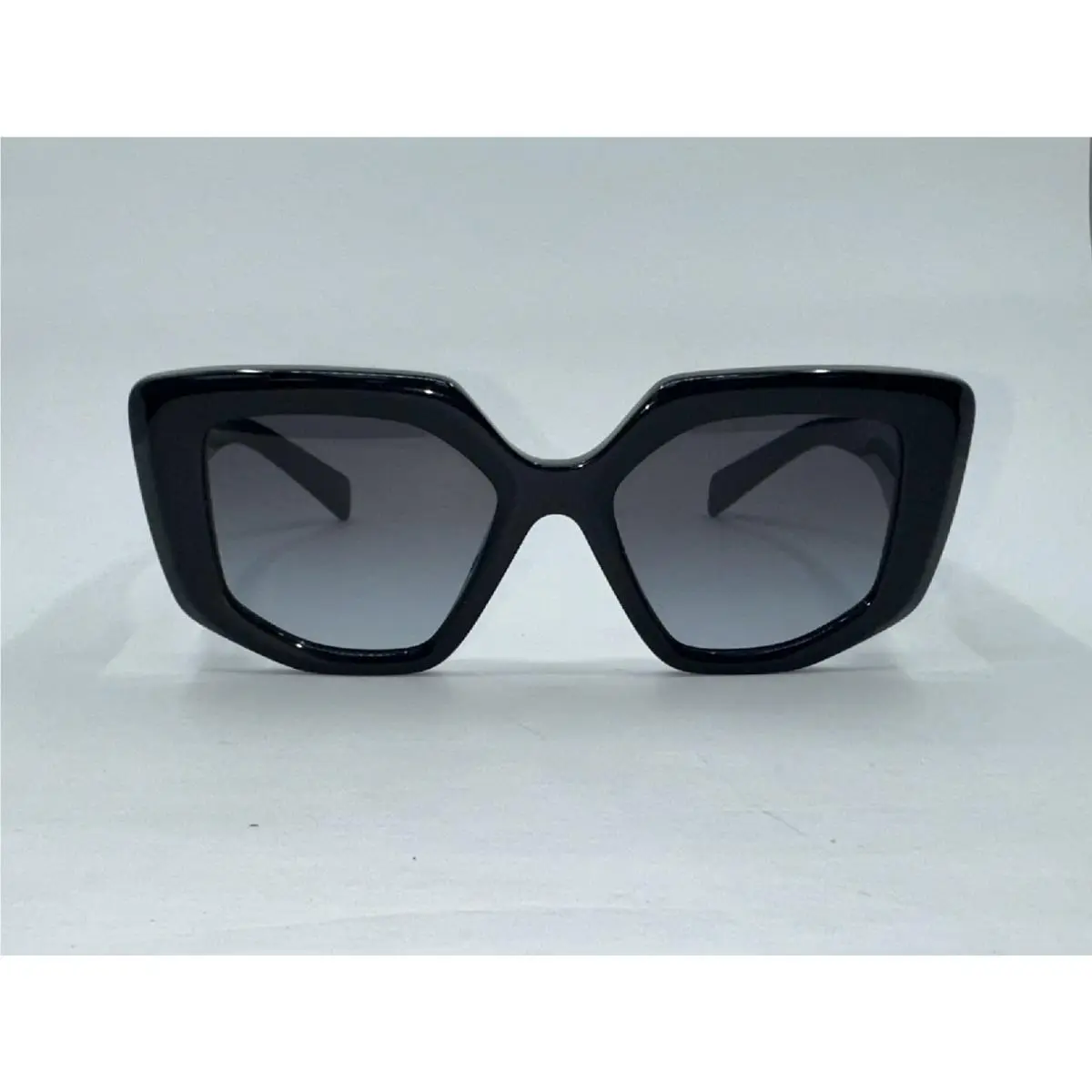 Prada SPR14Z Black Rectangular Sunglasses Gray Gradient W/box