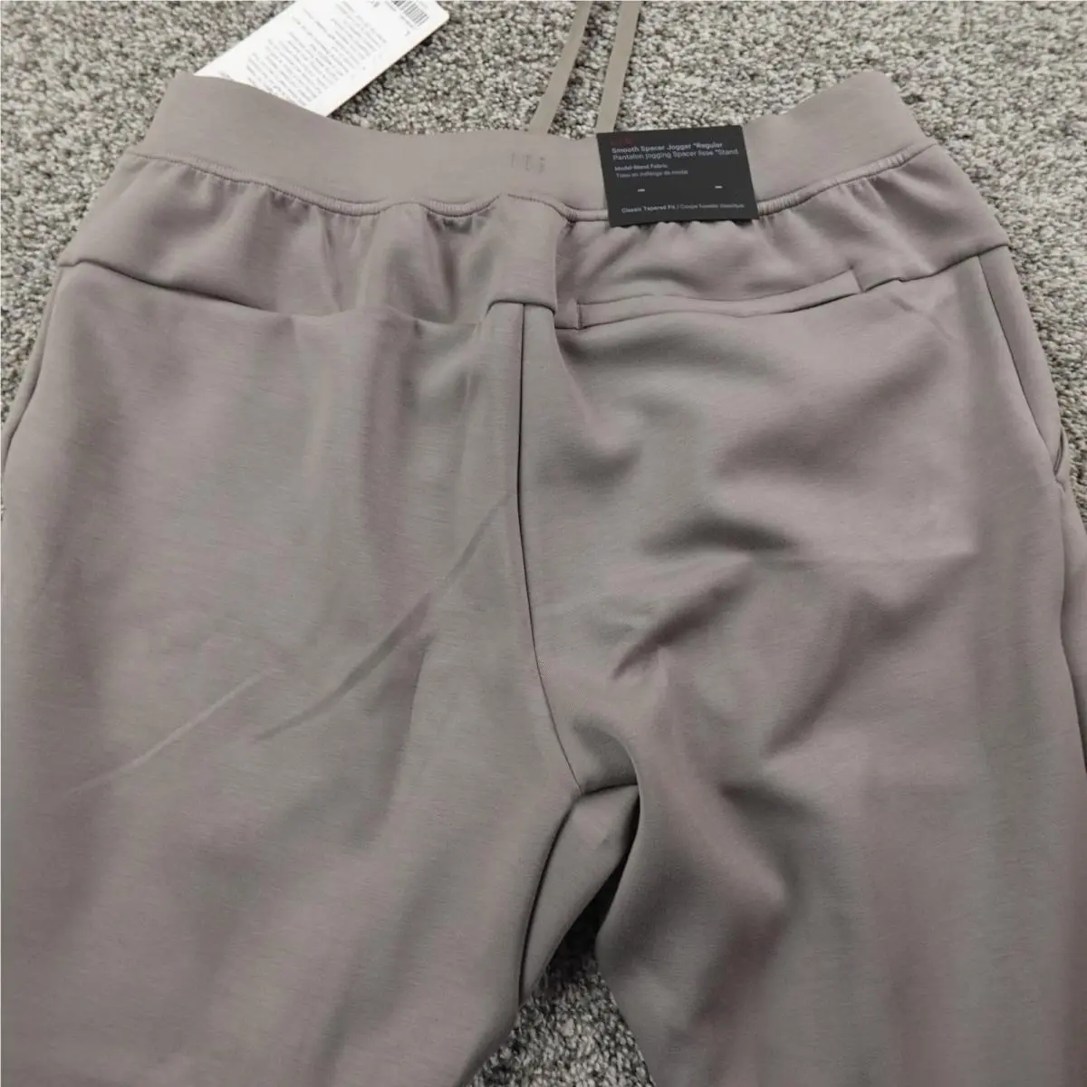 Lululemon clothing - Gray 10