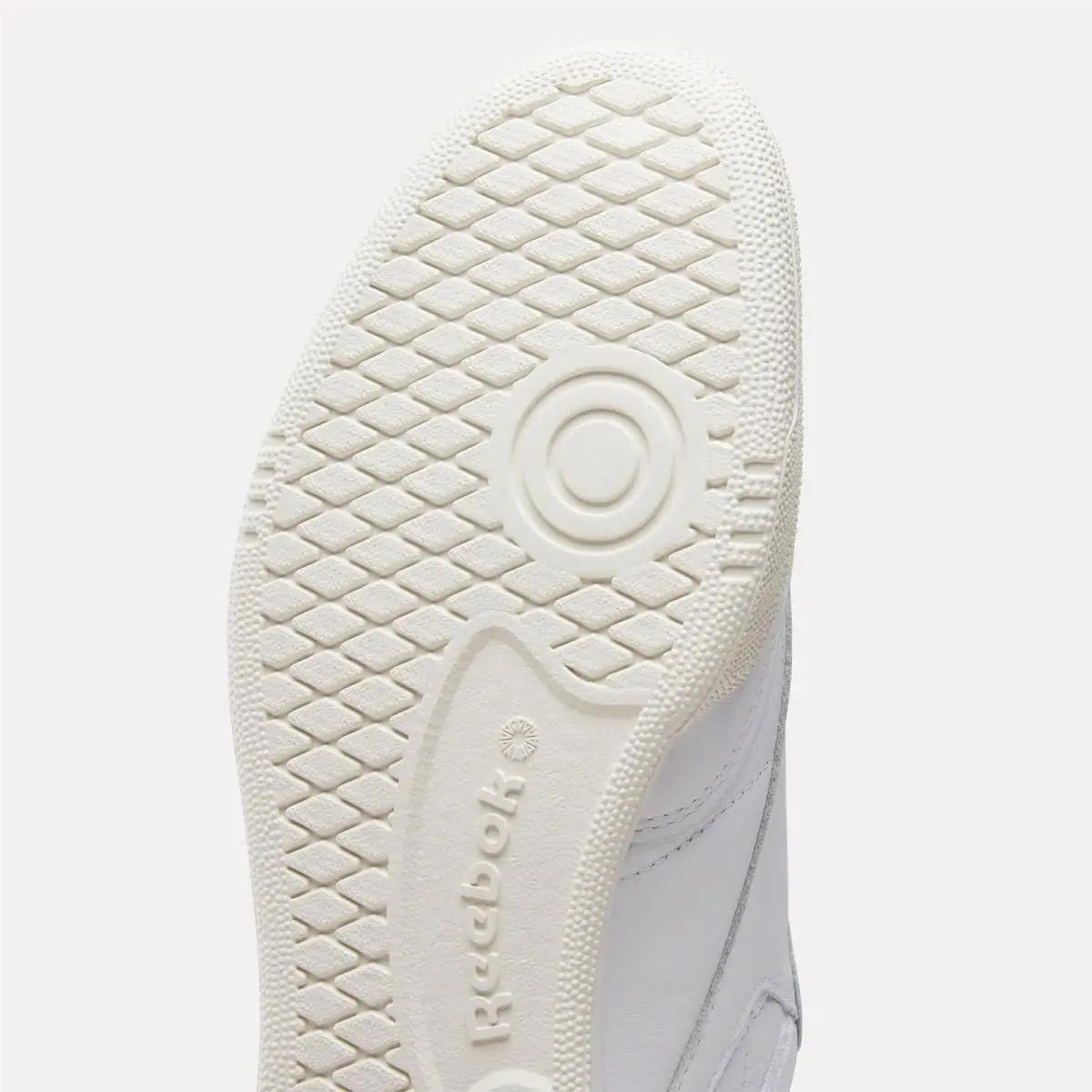 Reebok shoes - Ftwr White/Chalk/Gold 9