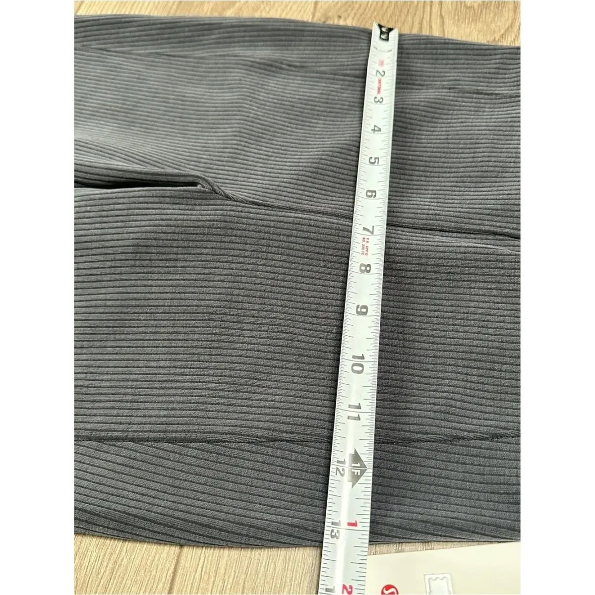 Lululemon clothing - Black Gray 9