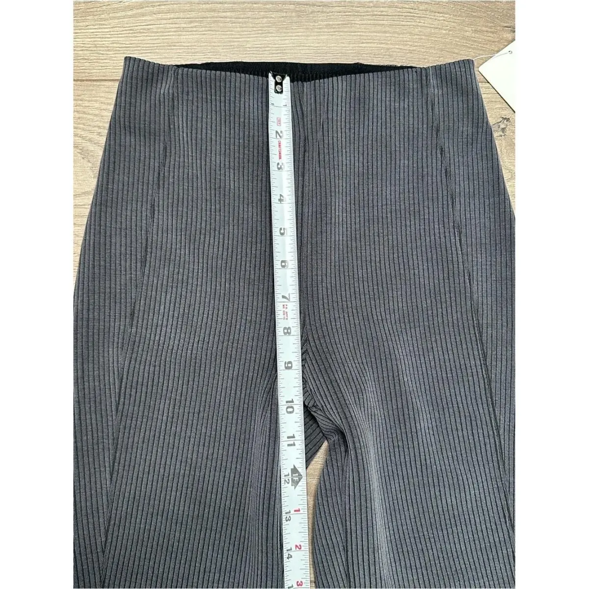 Lululemon clothing - Black Gray 10