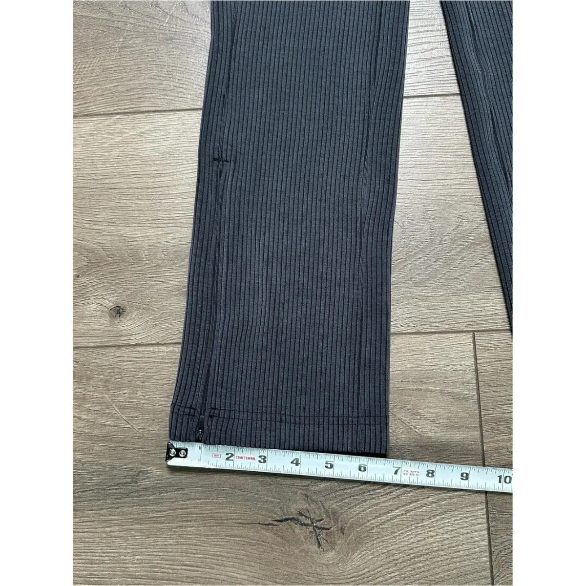 Lululemon clothing - Black Gray 12