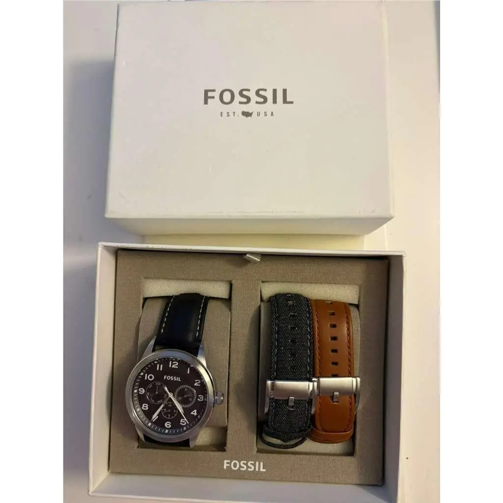 Fossil Watch Gift Set BQ2308SET – Interchangeable Straps –