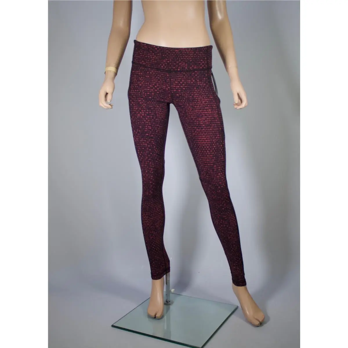 Lululemon Speed Tight V Ecsw Luxtreme® Rare Red/black Yoga Dance Running 8
