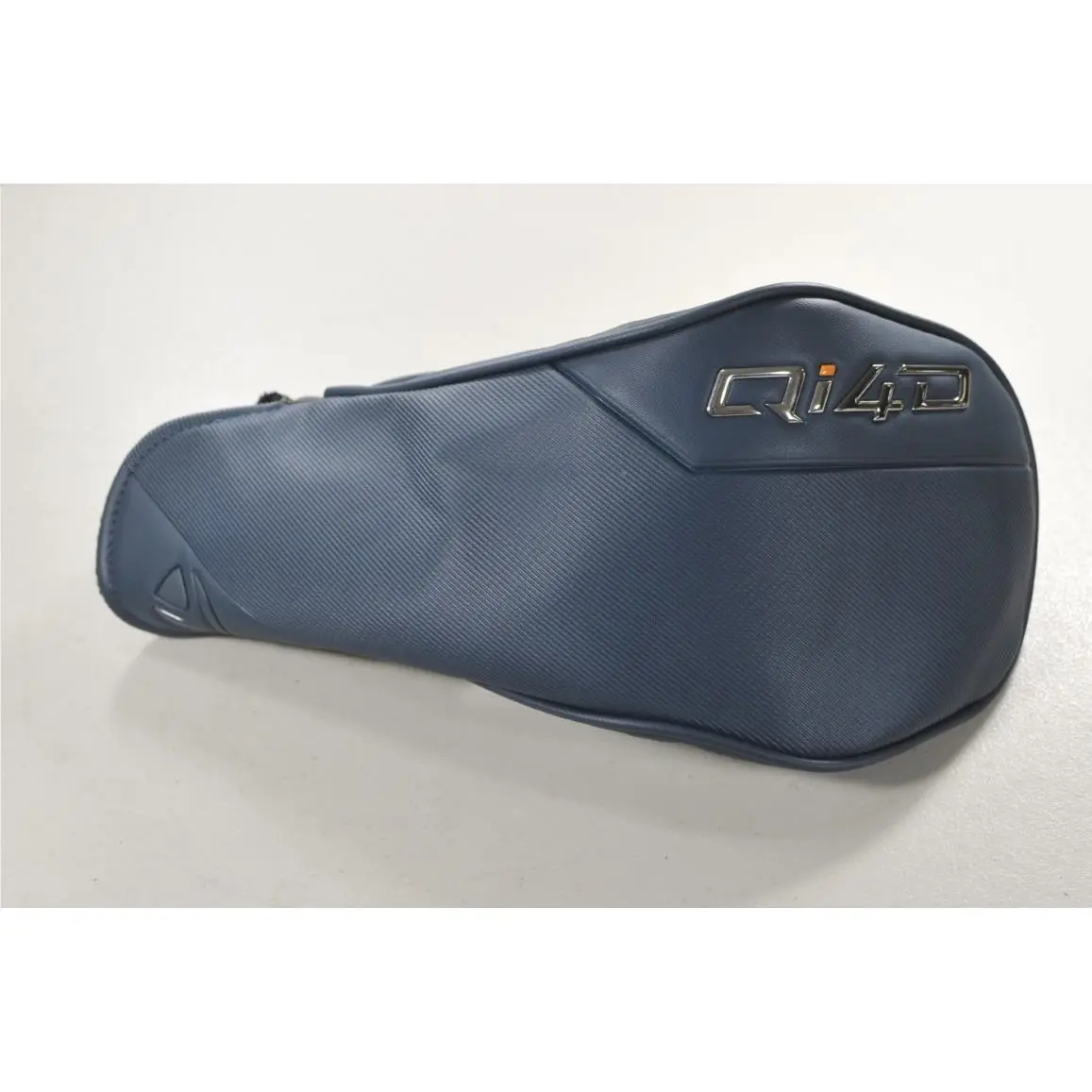 TaylorMade  - Qi4D 7