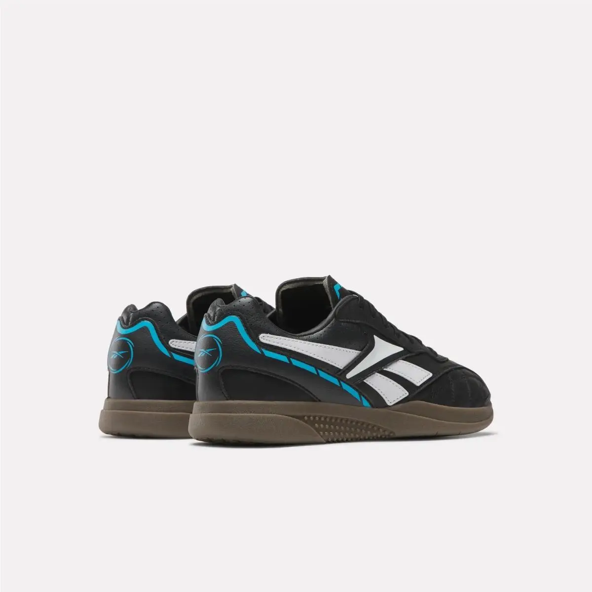 Reebok shoes - Matte Silver/Black/Gum 6