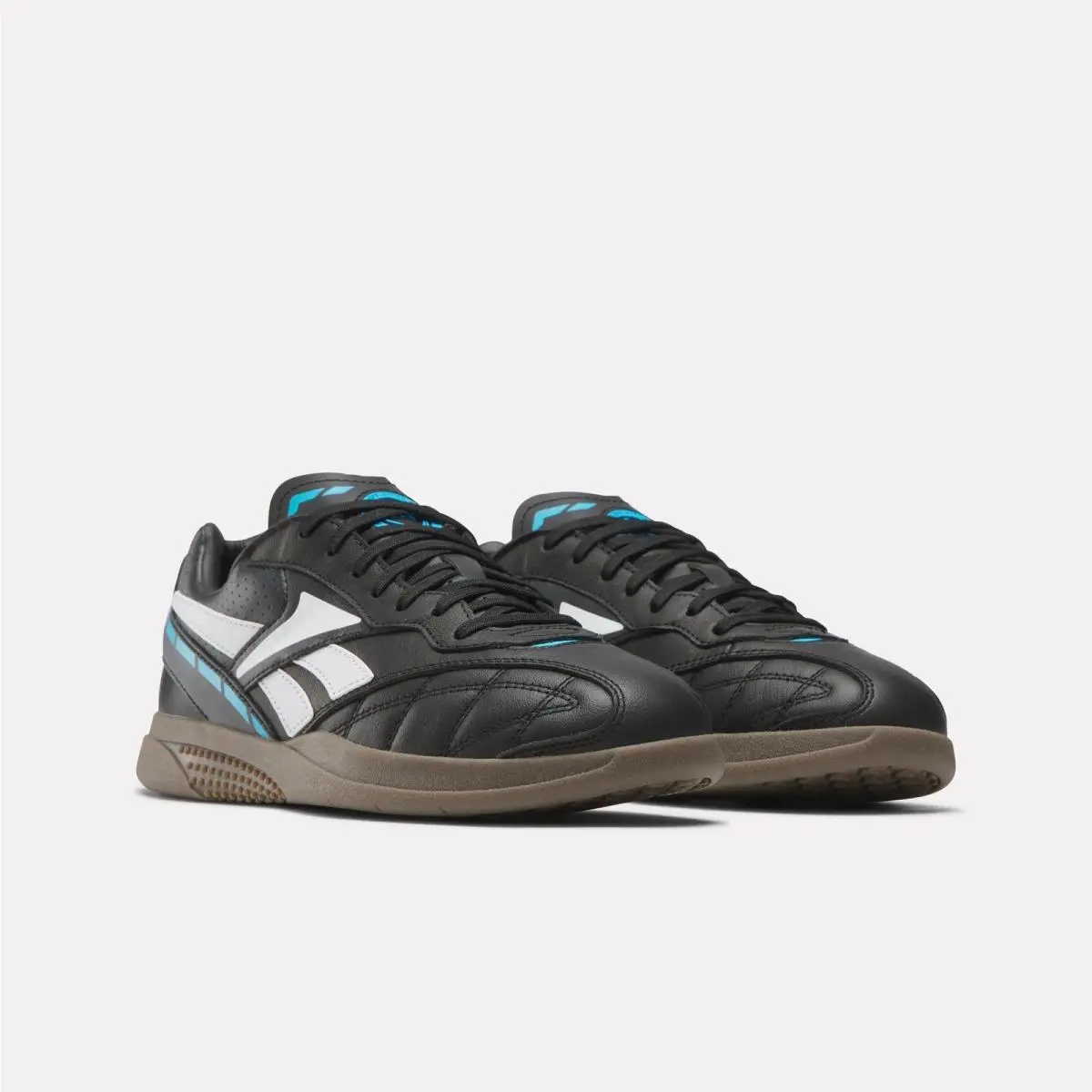 Reebok shoes - Matte Silver/Black/Gum 7