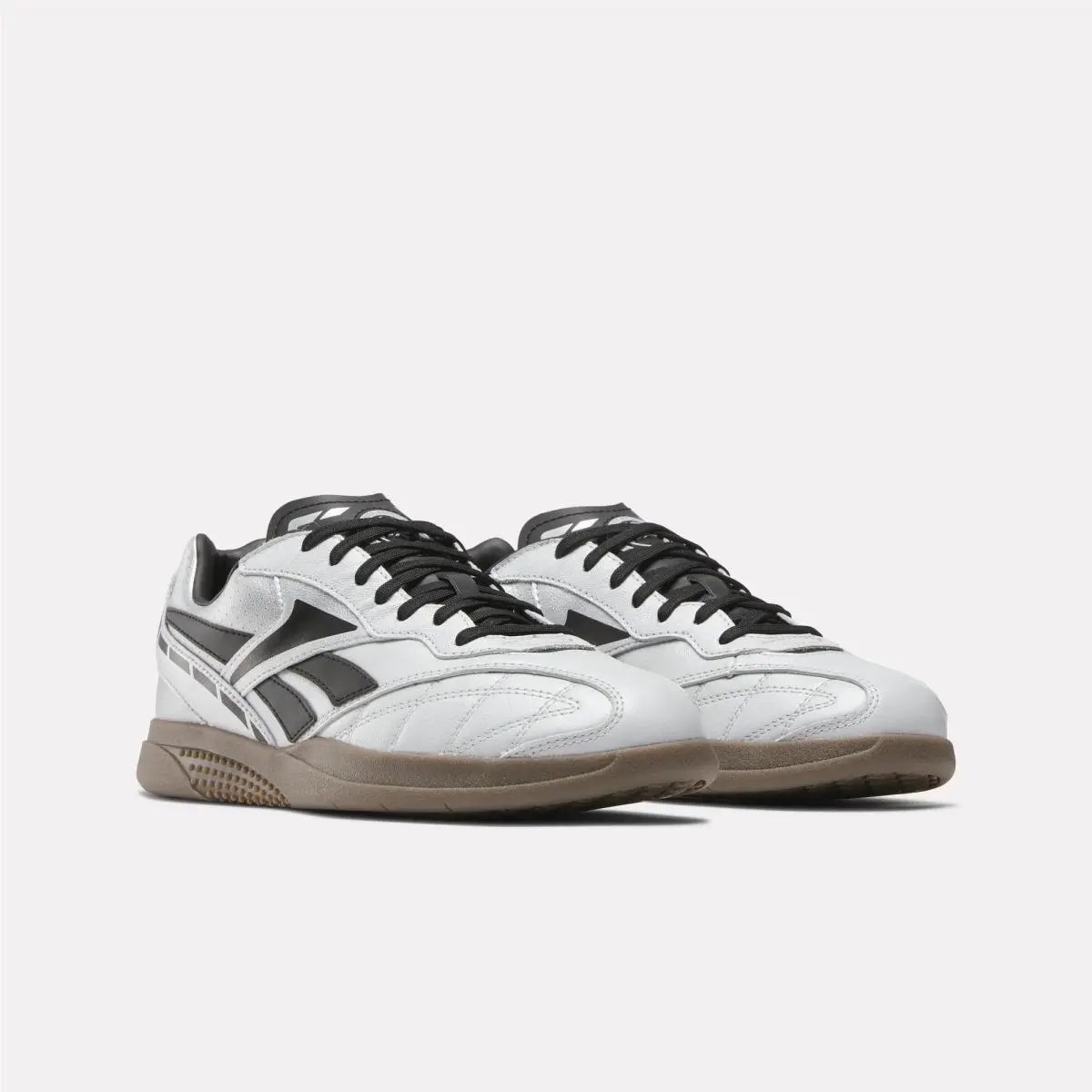 Reebok shoes - Matte Silver/Black/Gum 12
