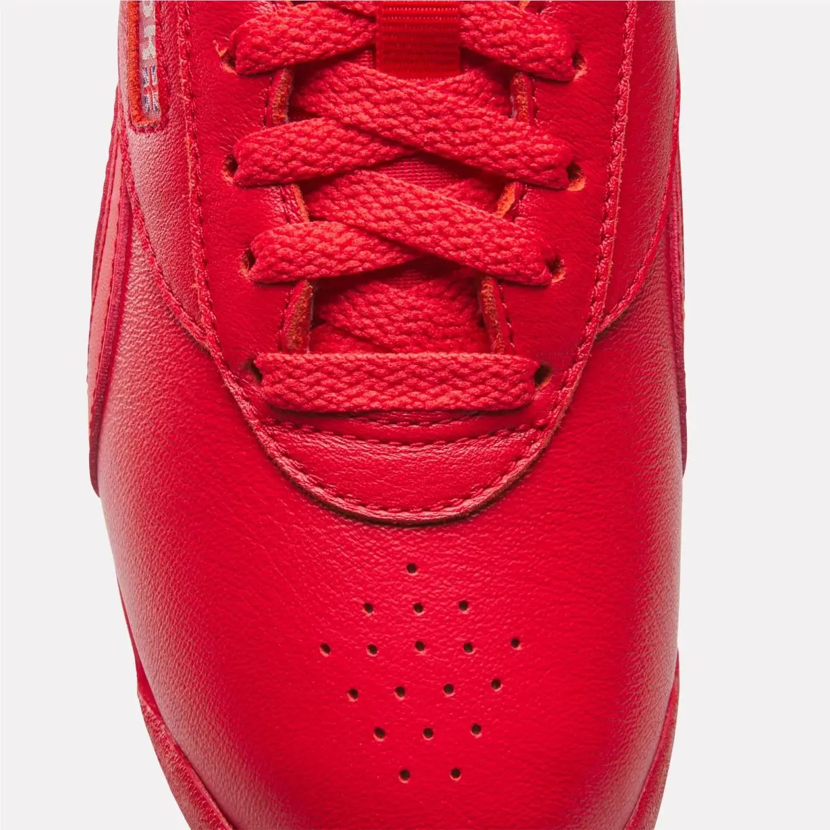 Reebok shoes - Frosted Berry/Studio Pink/Gum 28