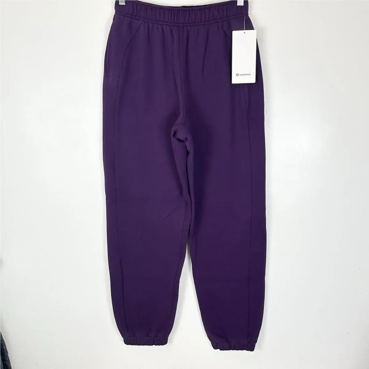 Lululemon Scuba Mid Rise Oversized Jogger Dramatic Magenta Sz XS Athleisure