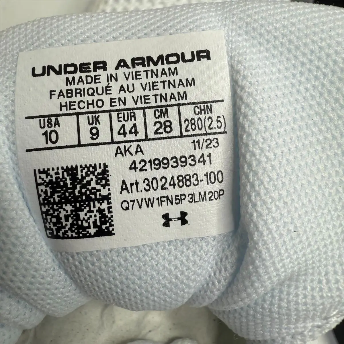 Under Armour shoes - SURGE 3 - SURGE - White 12