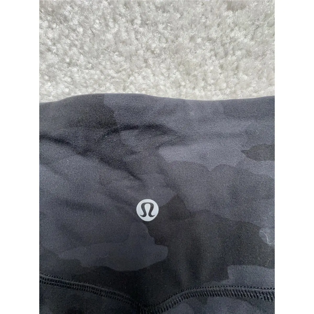 Lululemon clothing - Blavk Gray 9