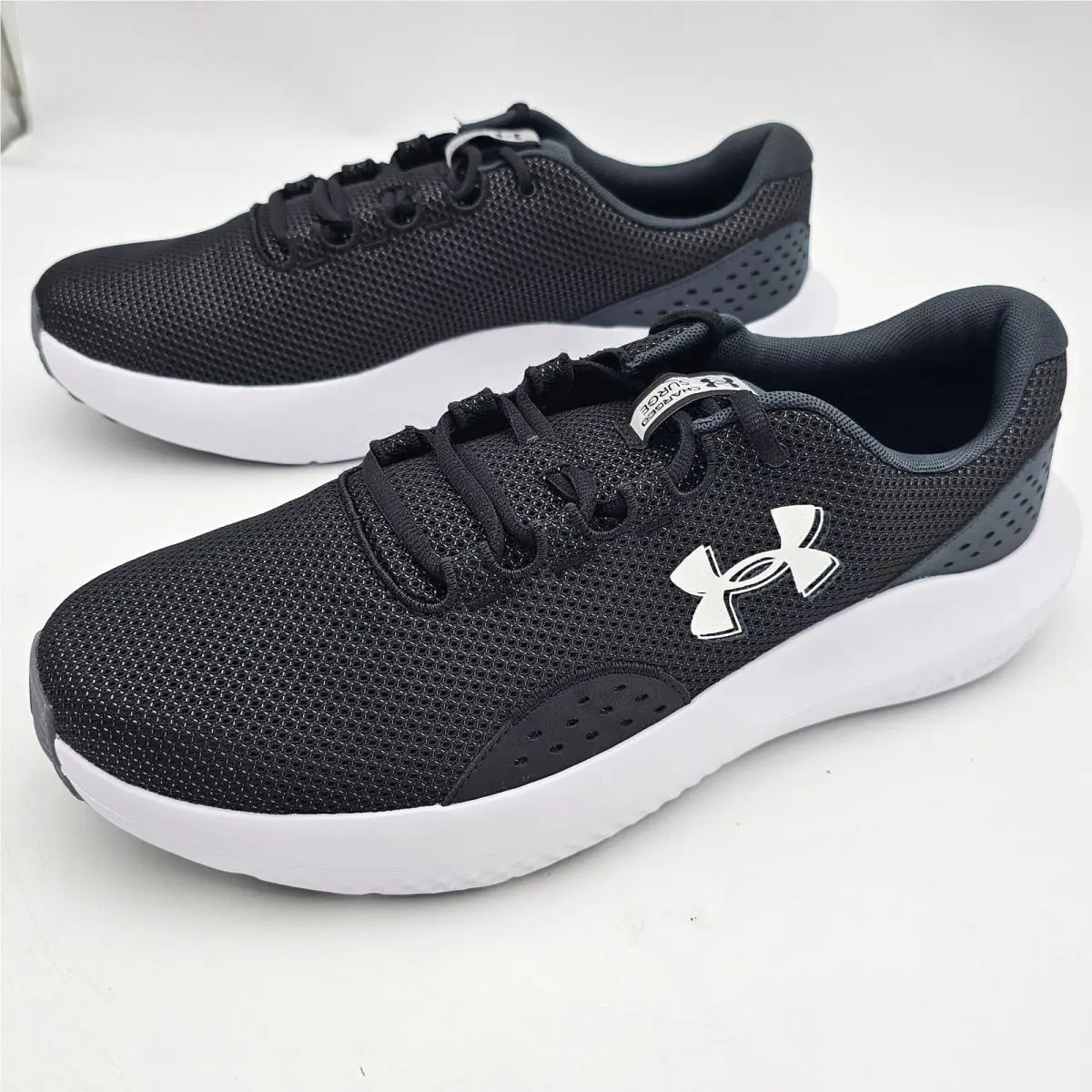 Under Armour shoes - Charged Surge - Charged Surge - Black 3
