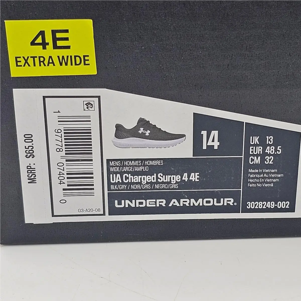 Under Armour shoes - Charged Surge - Charged Surge - Black 11