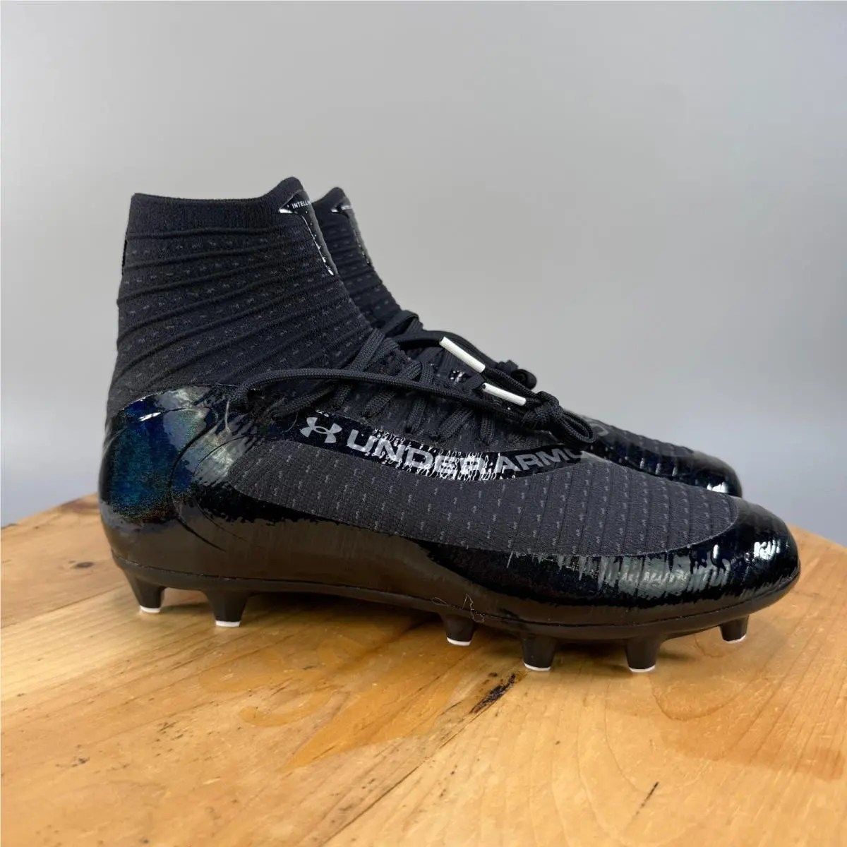 Under Armour Highlight 2 MC Men`s Size 9 Knit Football Cleats 3027304-001Black