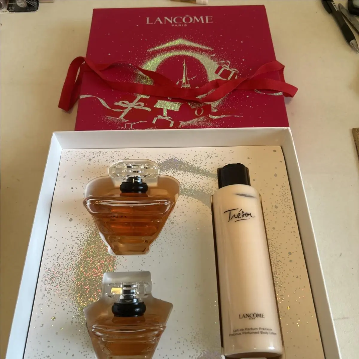 Lancome Tresor 3PC Gift Set 3.4oz 1.0 L`eau De Parfum Spray 6.7 FL Lotion