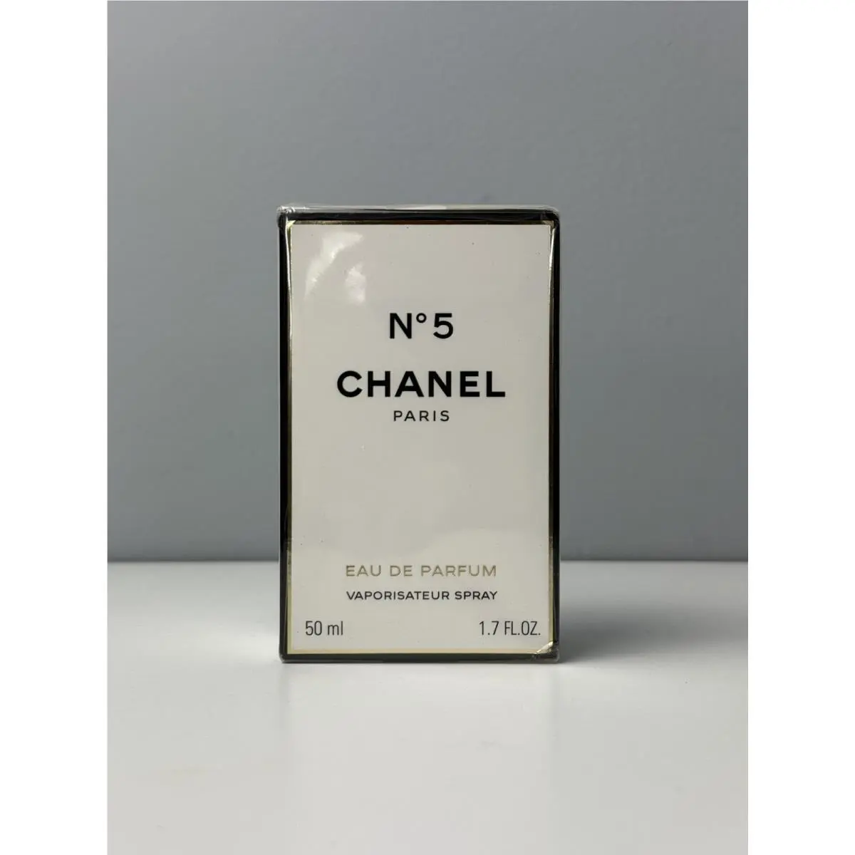 Chanel No 5 Paris 1.7 FL oz 50 ML Eau De Parfum Spray Box