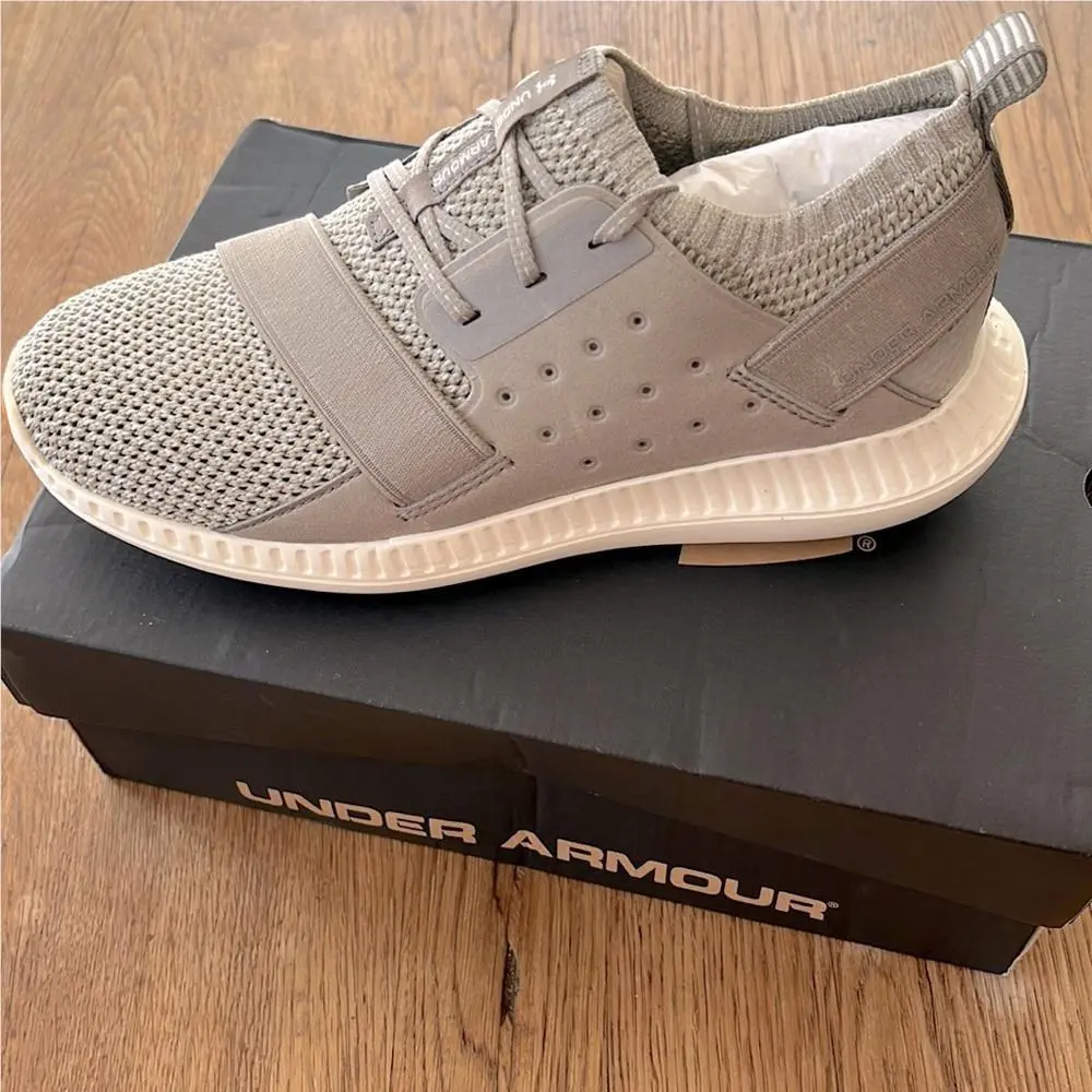 Under Armour Youth Sneakers Size 4Y