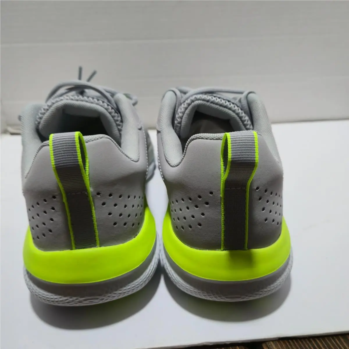 Under Armour shoes - Under Armour Charged Assert 9 - 3024852-102 - Gray 1