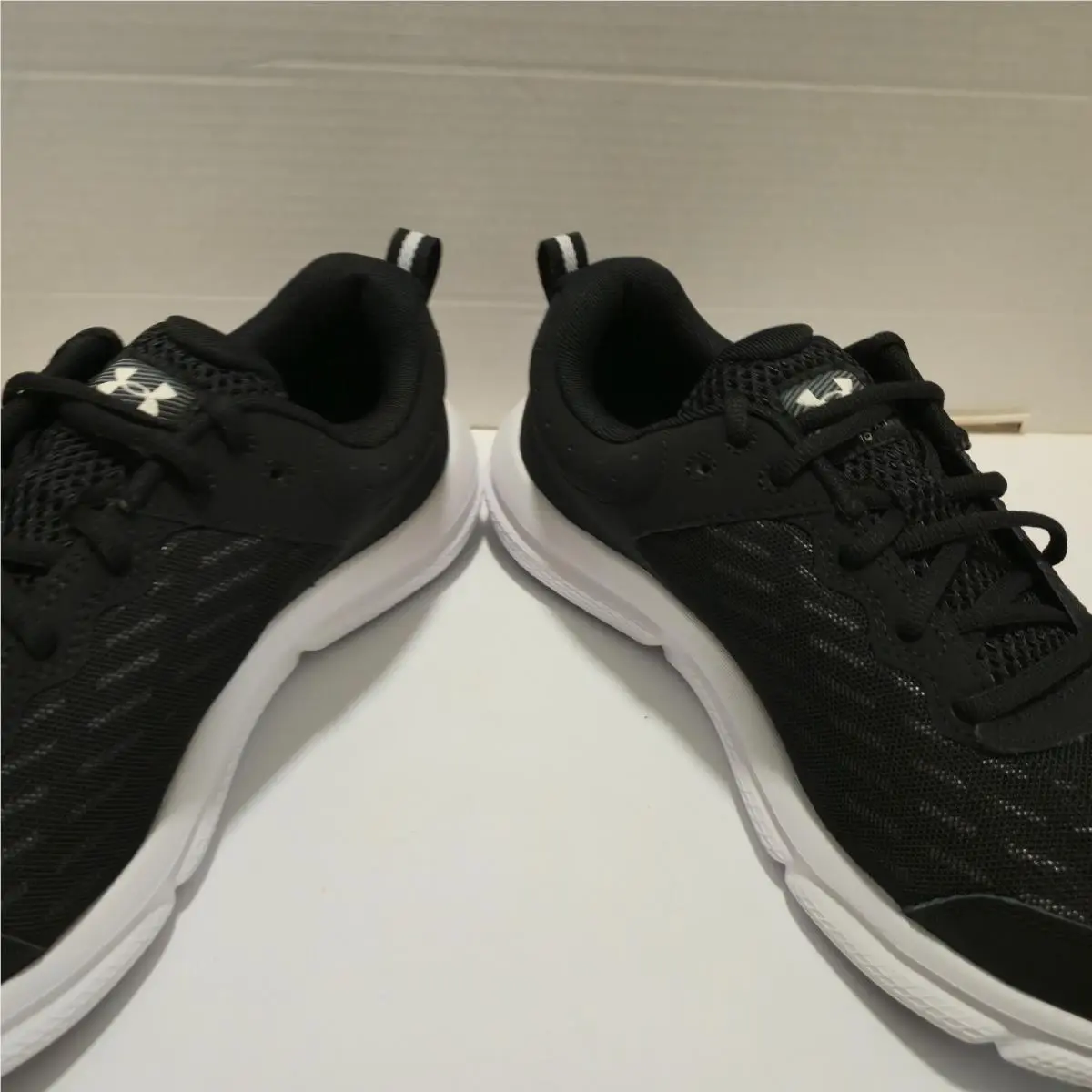 Under Armour shoes - Under Armour Charged Assert 10 - 3026176-001 - Black 1