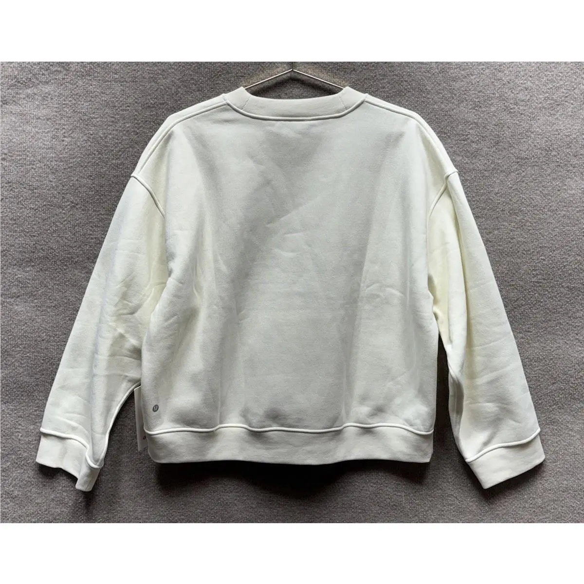 Lululemon clothing - Beige 3