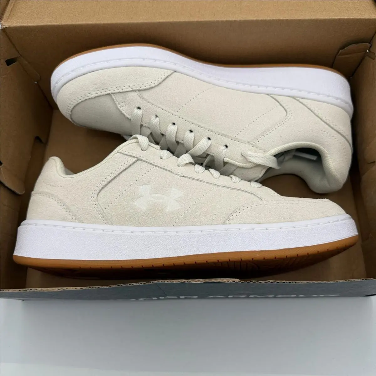 Under Armour shoes - UA W Official Suede - Official Suede - White 5