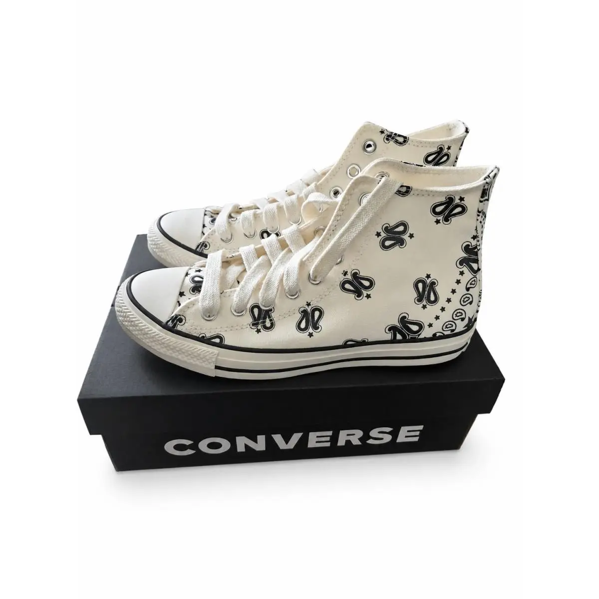 Converse Chuck Taylor All Star Women`s Paisley High Top Canvas Sneakers Size 9
