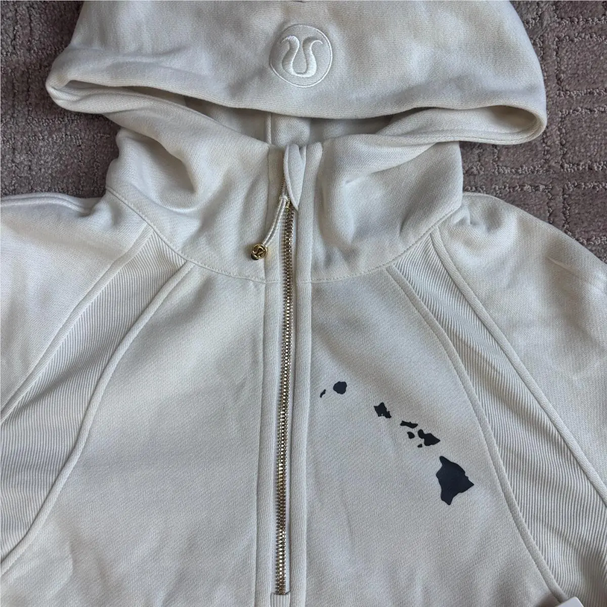 Lululemon clothing - cream 1
