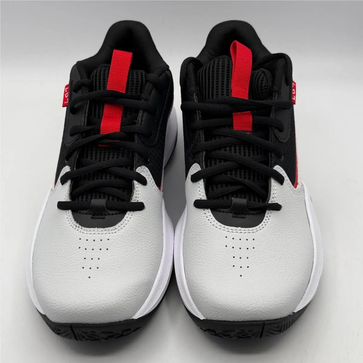 Under Armour shoes - Under Armour Lockdown 7 - Lockdown - White 2