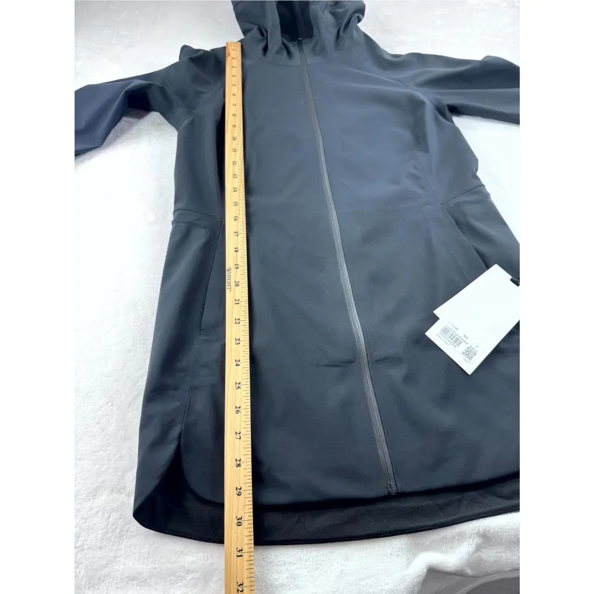 Lululemon clothing - Lululemon Glyde Along - Glyde Along - Black 6