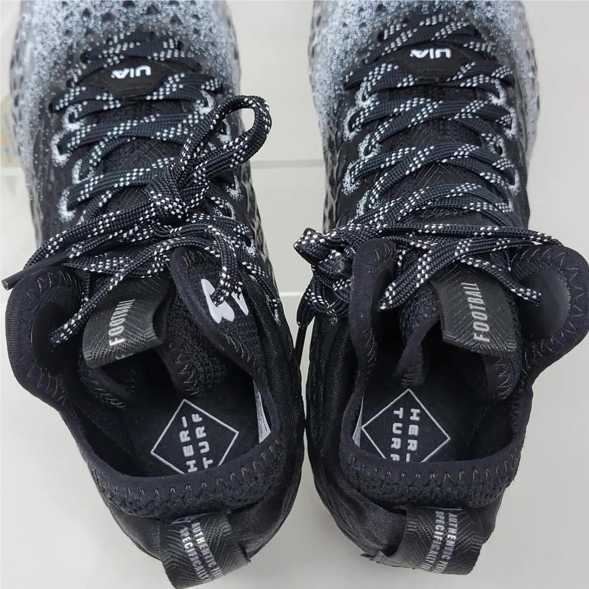 Under Armour shoes - Under Armour Spotlight Clone MC - 3026343-001 - Black 5